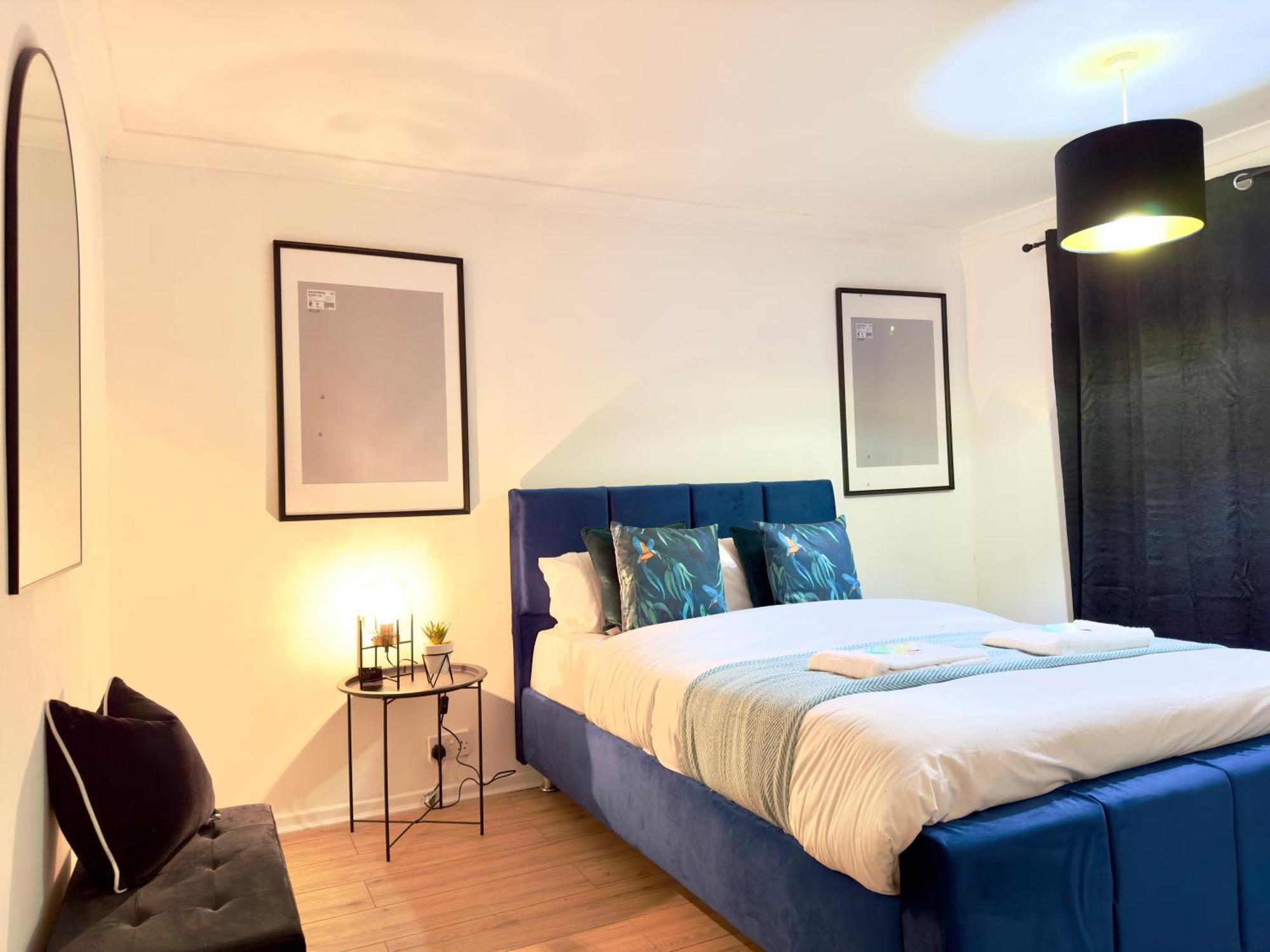 Rnm - Business Professionals Ready, Cost Effective For Large Stays! 3 Bedroom Lounge, Private Access & Entire Place, Kitchen & Washroom With Amenities, Smart Tv, Easy Access, Fast Wifi, Large Driveway, Great Transport Links, Near Worcester Hospital A Buitenkant foto