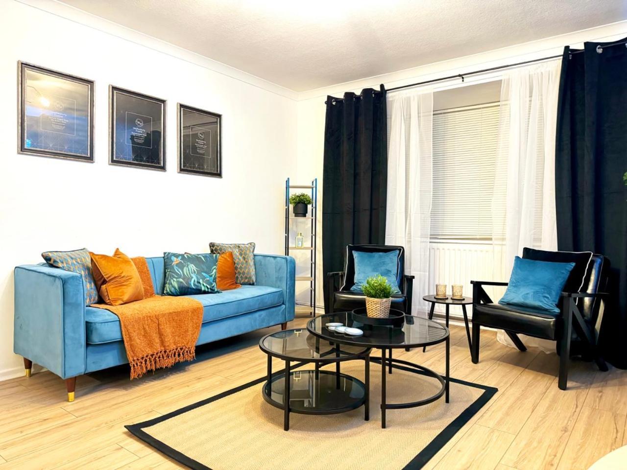Rnm - Business Professionals Ready, Cost Effective For Large Stays! 3 Bedroom Lounge, Private Access & Entire Place, Kitchen & Washroom With Amenities, Smart Tv, Easy Access, Fast Wifi, Large Driveway, Great Transport Links, Near Worcester Hospital A Buitenkant foto